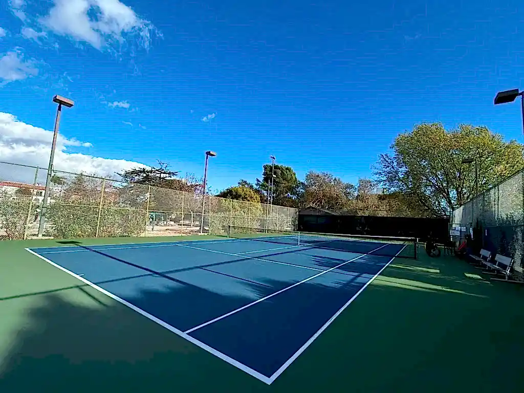 Profesyonel ve Amatör Tenis Kortu Arasındaki Farklar tenis kortu yeni 2