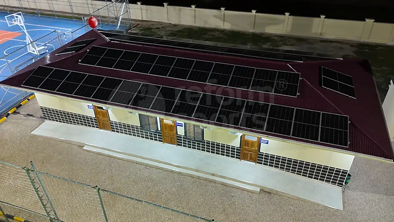 MICHEWENI LOCKER ROOM